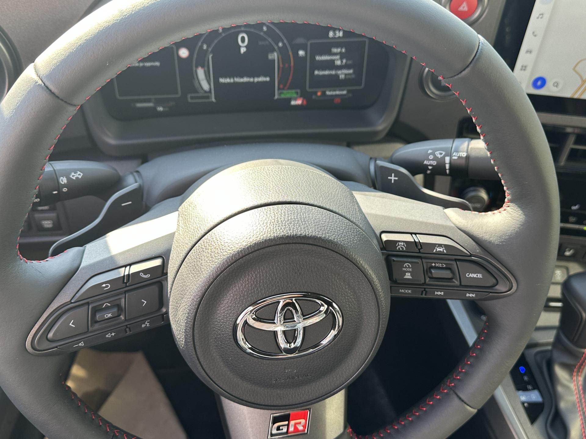 Toyota GR Yaris, 1.6 Turbo AT DYNAMIC VIP - fotka 6