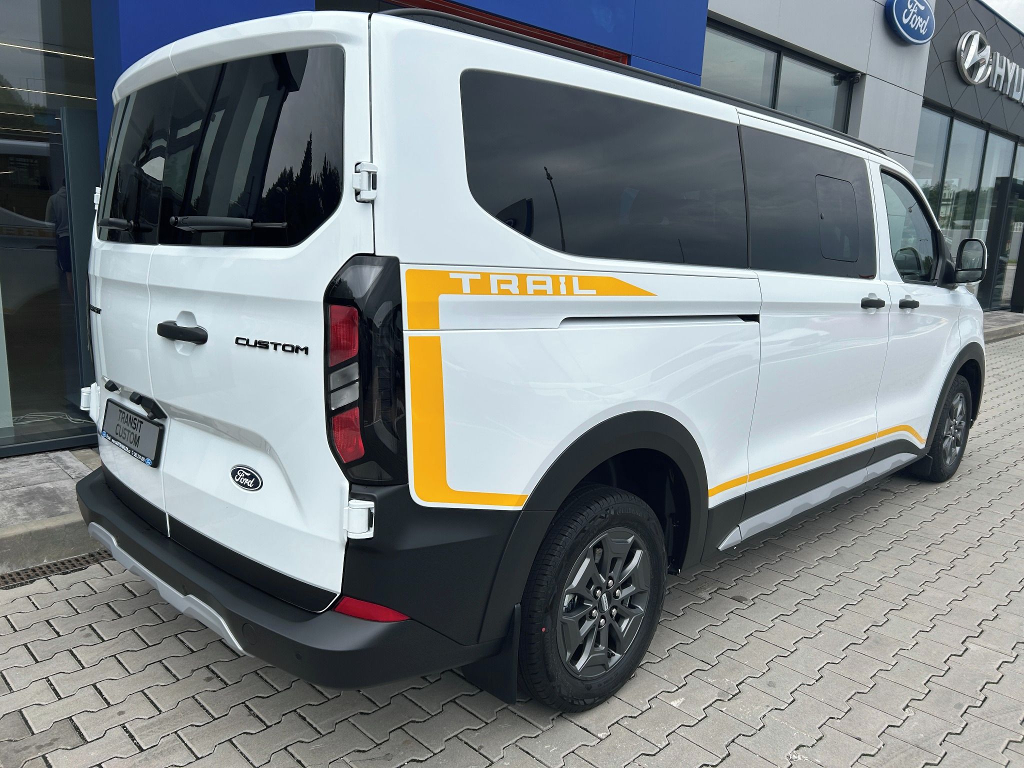 Ford Transit Custom, 2.0EcoBlue 110 kW Trail 320 L2 - fotka 5