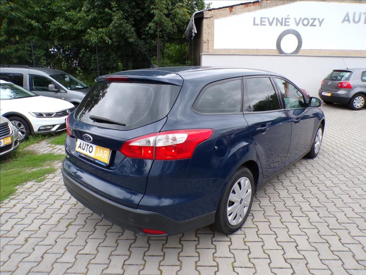 Ford Focus, 1,6 TDCi - fotka 5