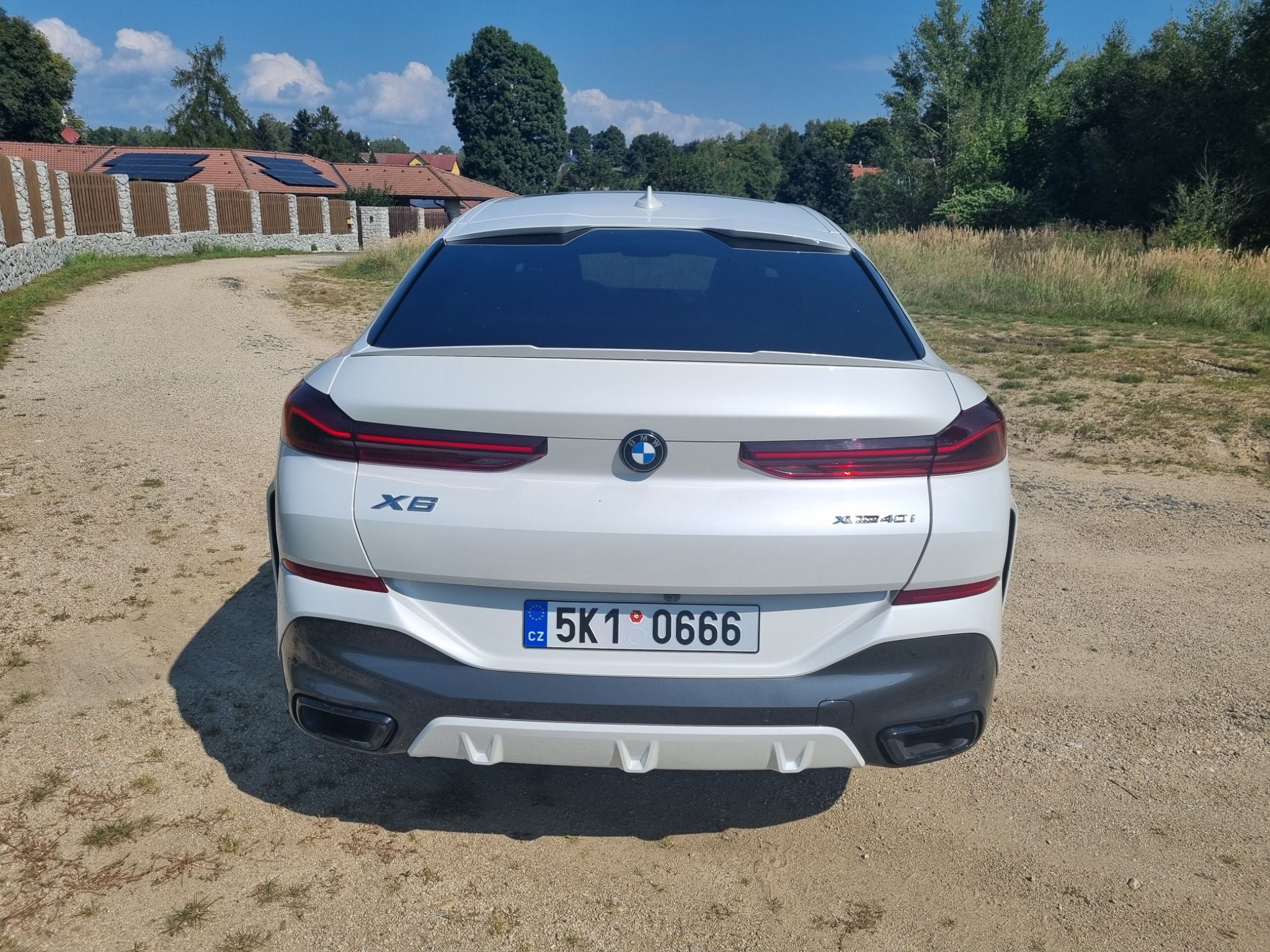 BMW X6 - fotka 4