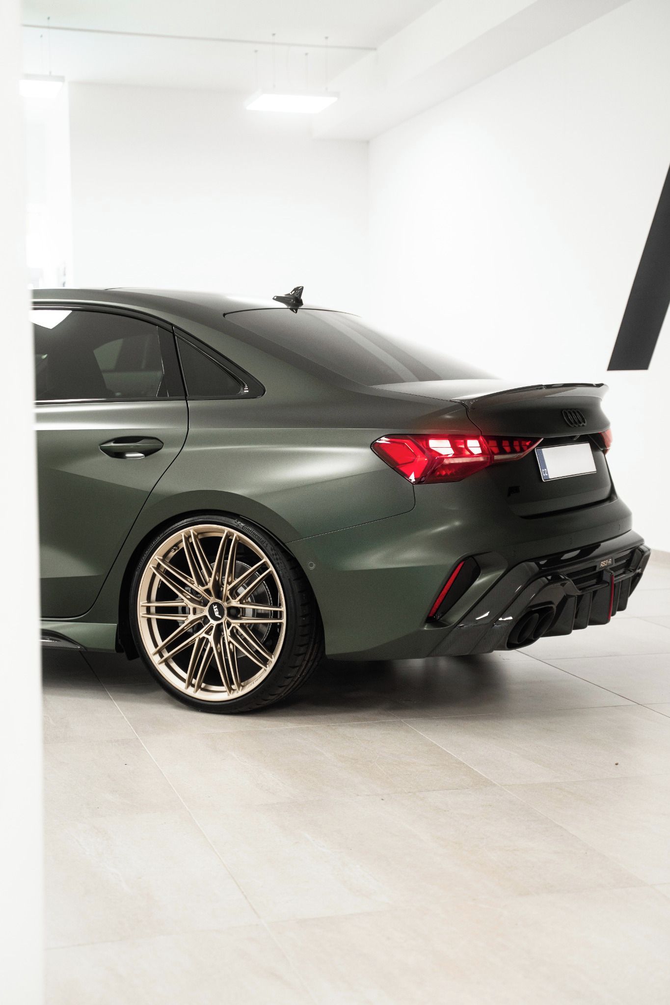 Audi RS3, -R ABT 1 of 125 - DPH, PPF, CZ - fotka 4
