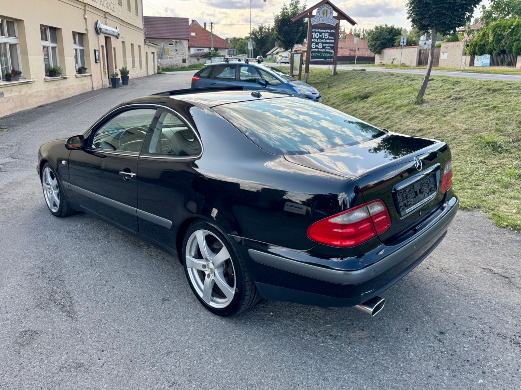 Mercedes-Benz CLK, 430 V8 COUPE 205kW Elegance - fotka 4
