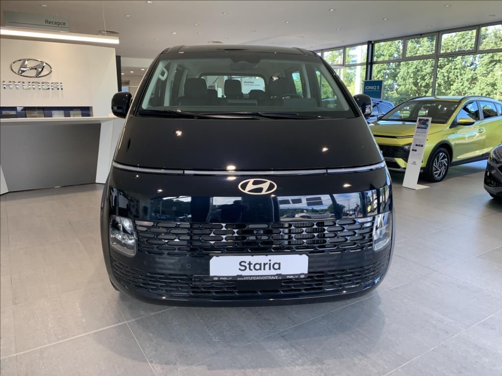 Hyundai Staria, 1,6 T HEV Tour9 Style Premium - fotka 2