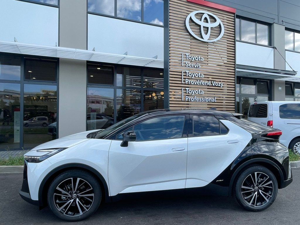 Toyota C-HR, 2.0 Hybrid 4x4 Executive Prem - fotka 3