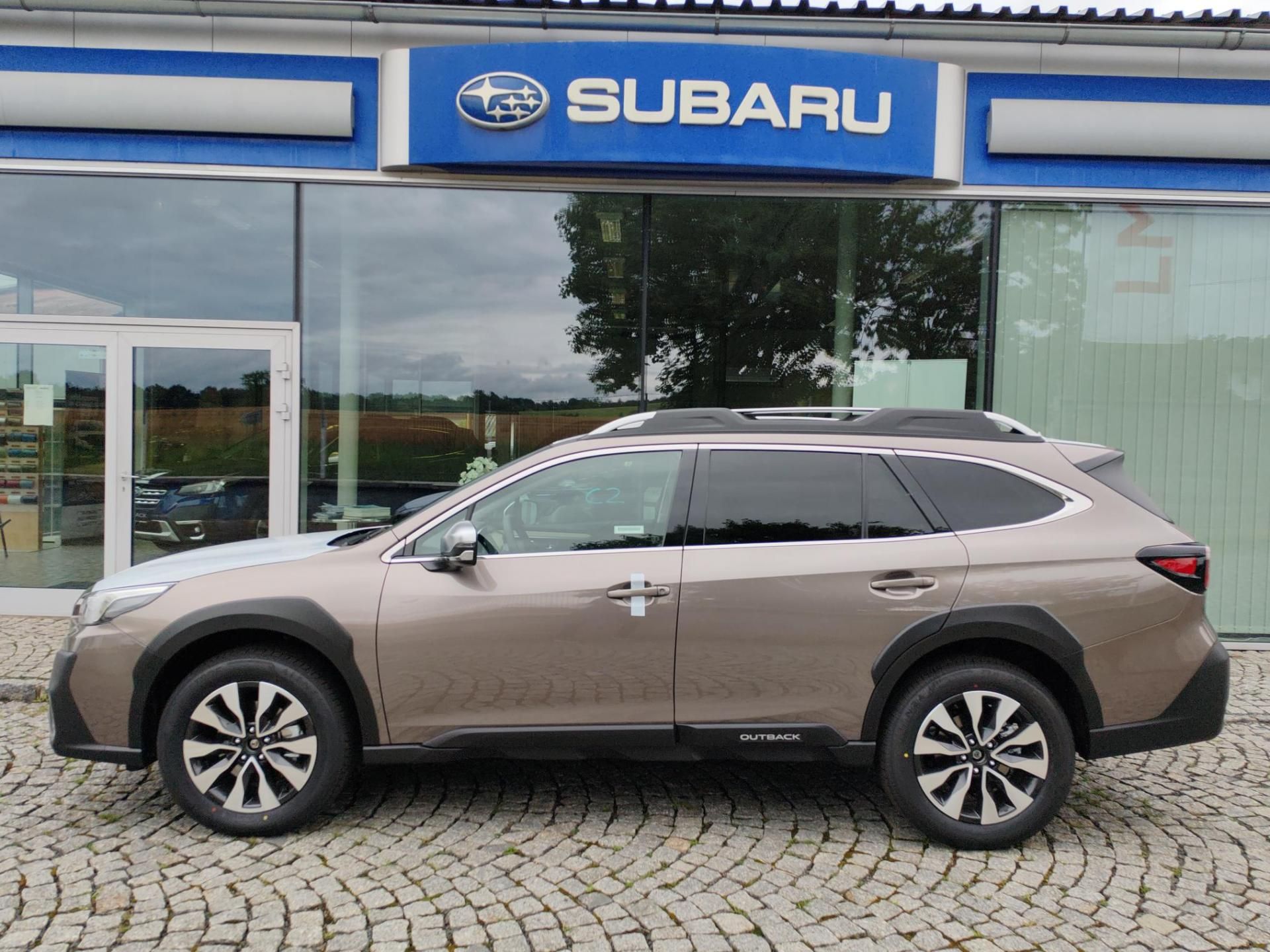 Subaru Outback, 2,5 Touring 4x4 - fotka 2
