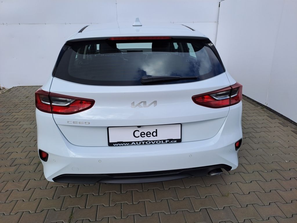Kia Cee´d, Spin 1,5 T-GDi 103kW - fotka 6