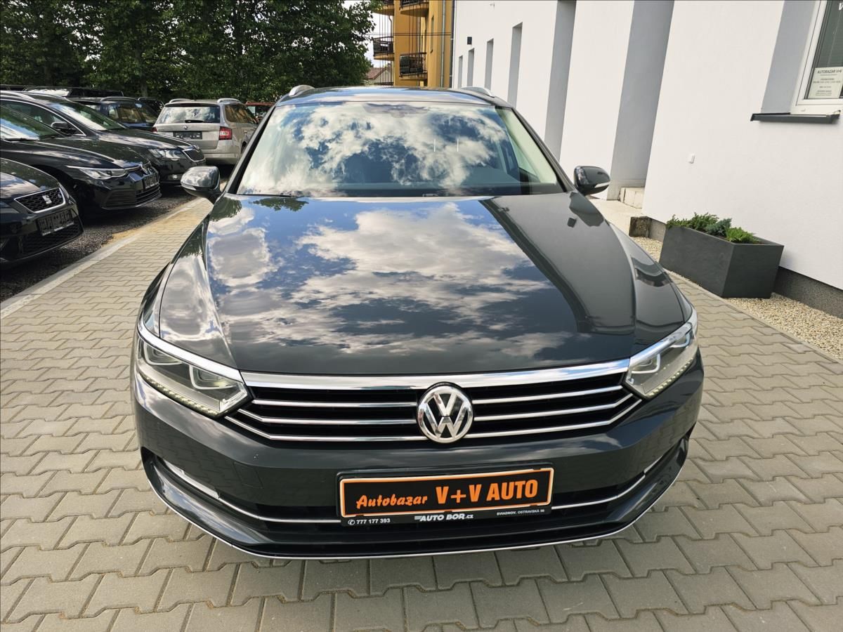 Volkswagen Passat, VIII 1,4TSi DSG Highline - fotka 2