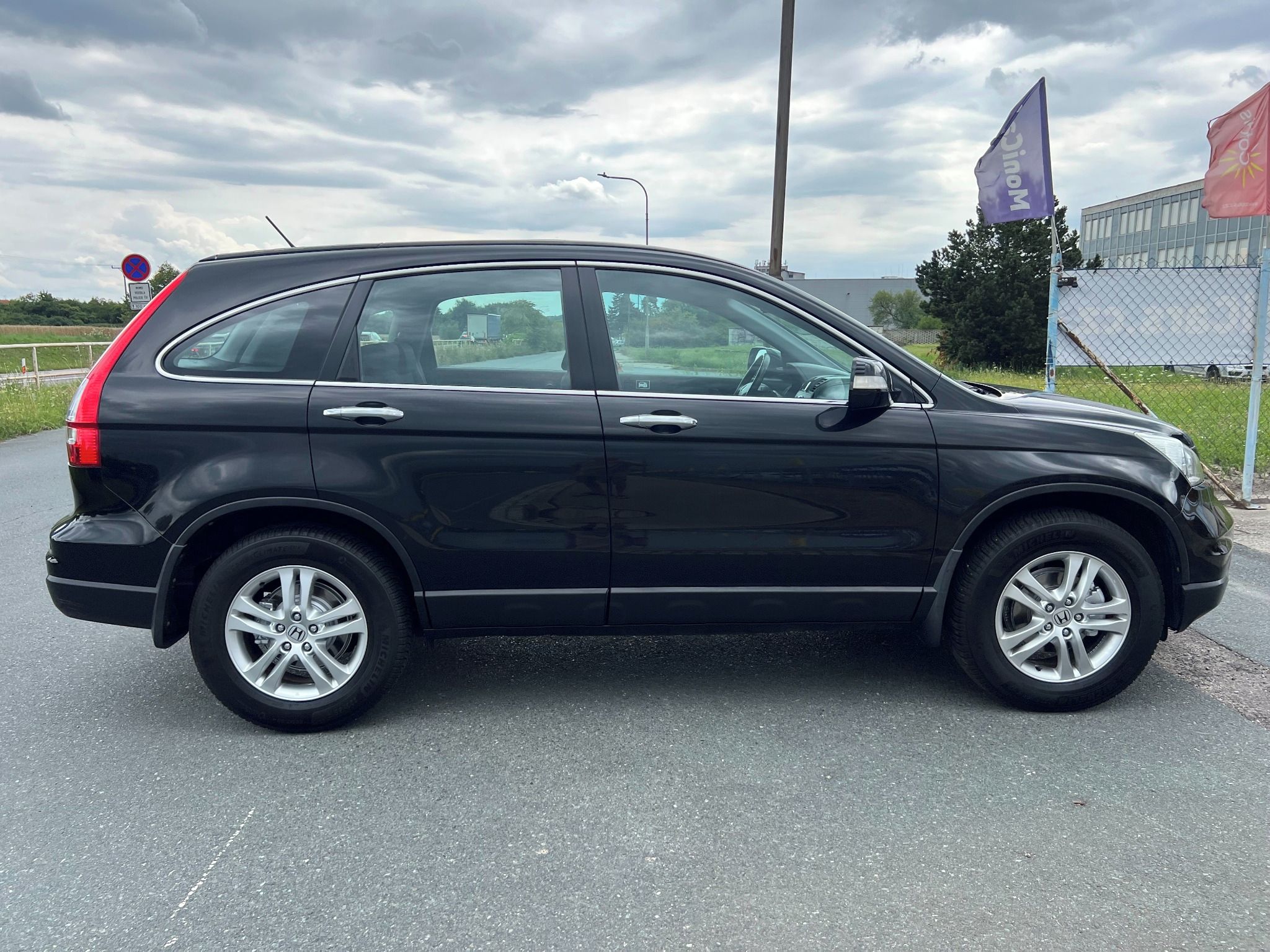 Honda CR-V, 2.2 i-DTEC 110kW 4X4 - fotka 4