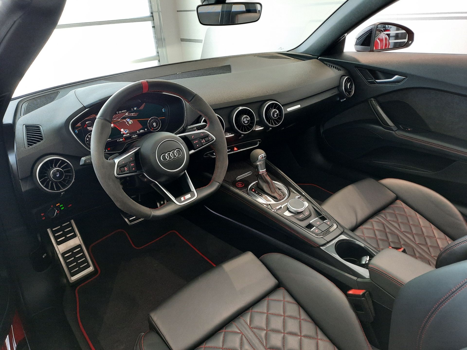 Audi TT, 2.0 TFSI quattro (235kW/320k), - fotka 6
