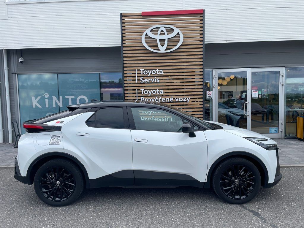 Toyota C-HR, NG23 - 2.0L PHEV - fotka 4