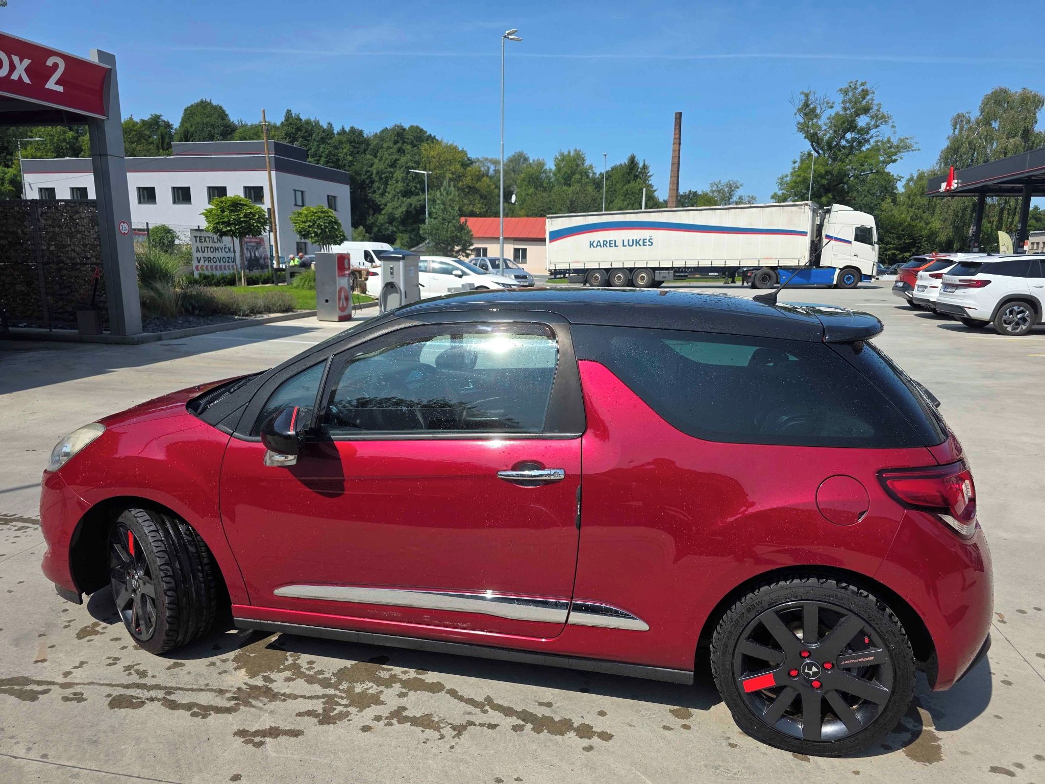Citroën DS3, 1.6 I, 16 Ventilu, 115 Kw, - fotka 3