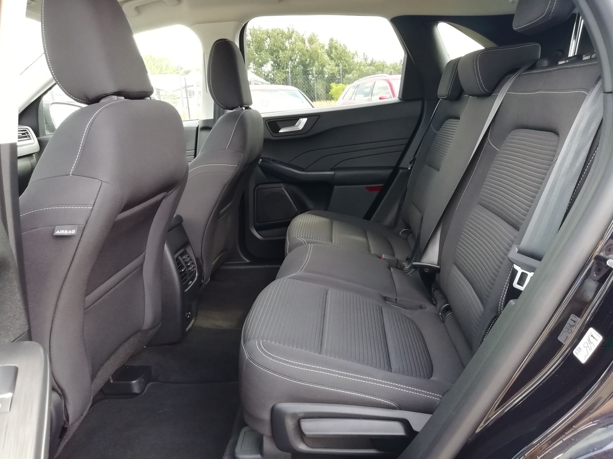 Ford Kuga, Titanium 2,5 HEV 4WD  140kW - fotka 6