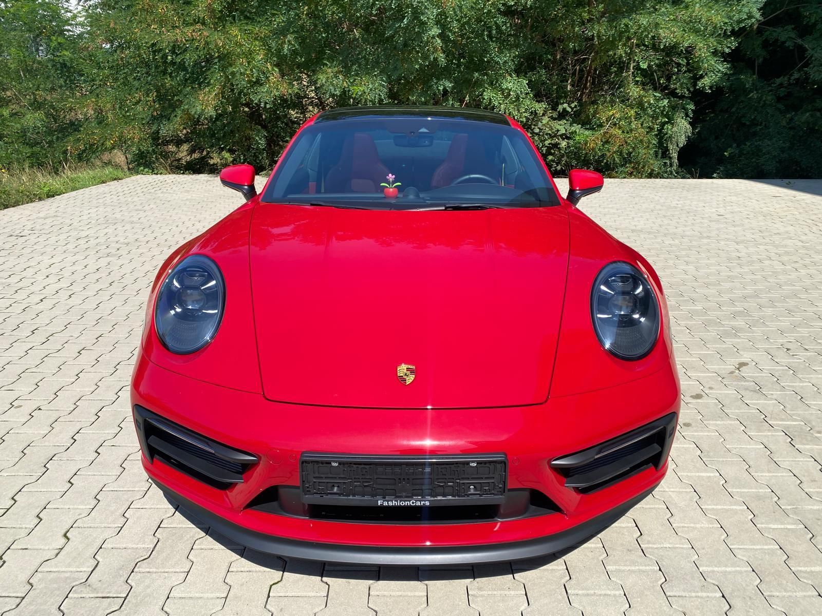 Porsche 911, GTS RED/RED LIFT-PANO-MAX - fotka 2