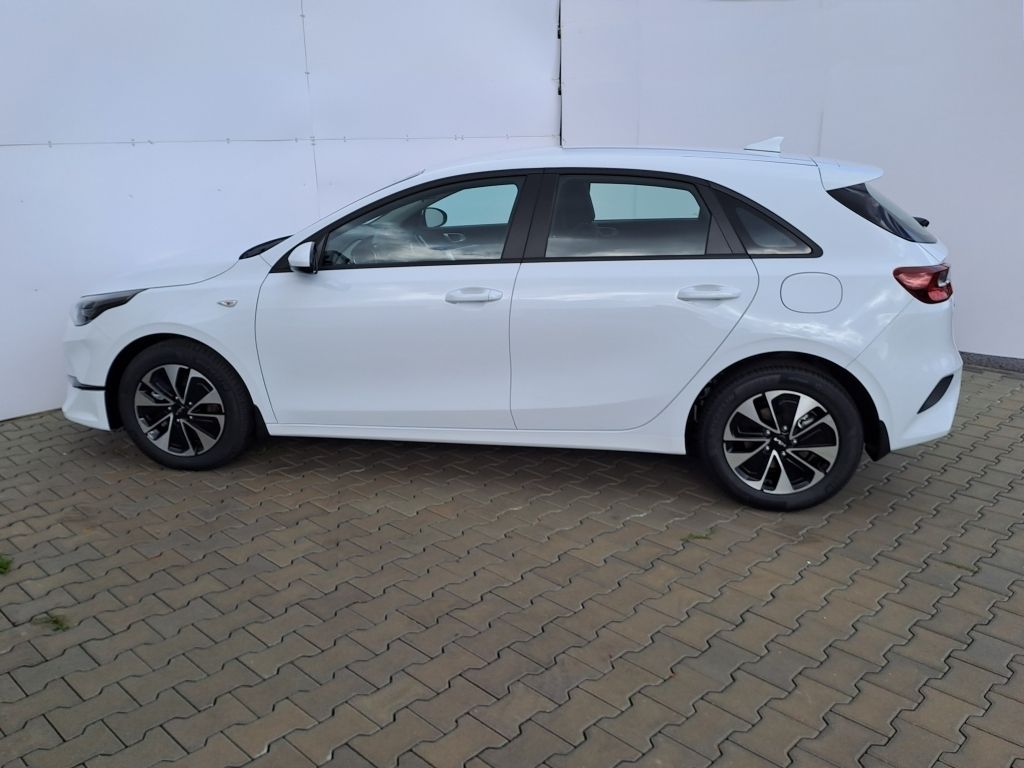 Kia Cee´d, Spin 1,5 T-GDi 103kW - fotka 4