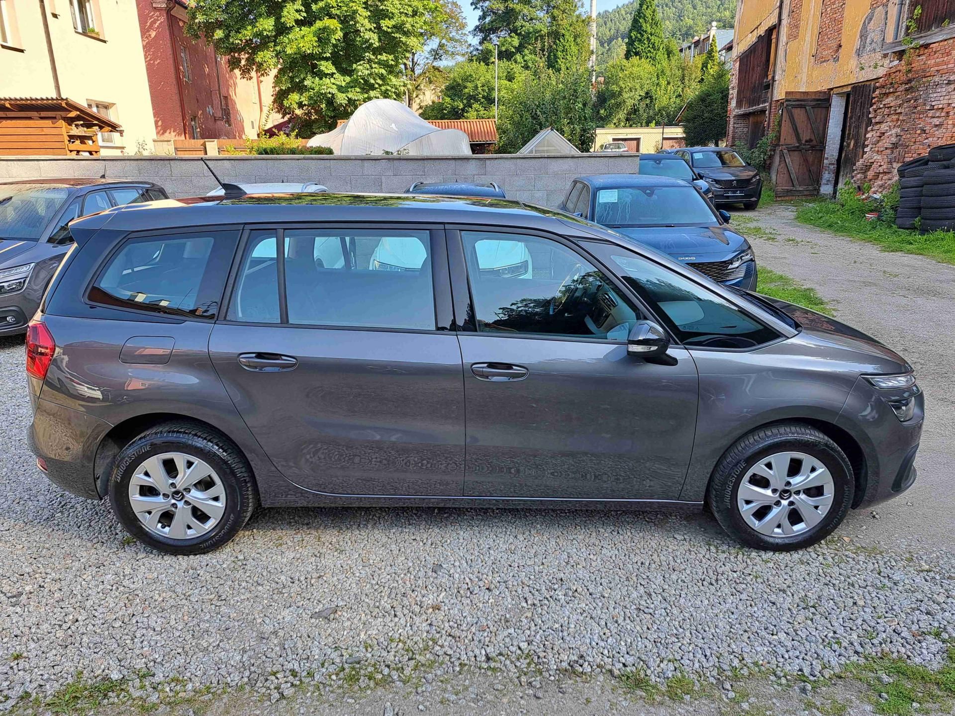 Citroën Grand C4 SpaceTourer, 1,5 HDI EAT8 - fotka 2