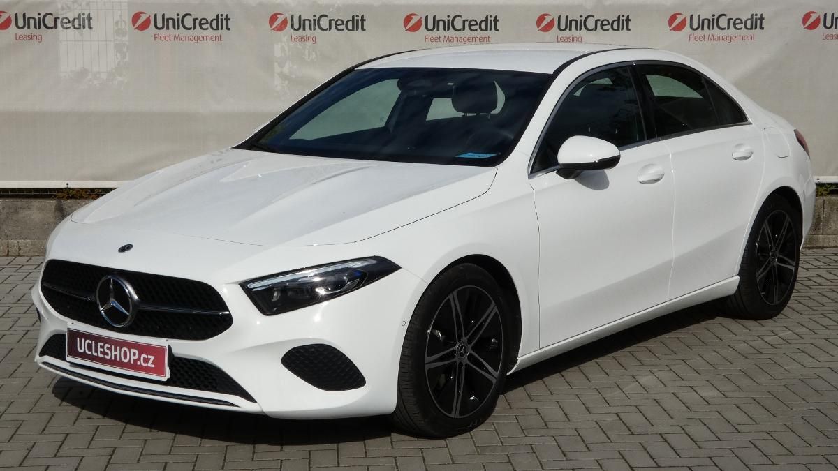 Mercedes-Benz Třídy A, 180 Sedan Progessive