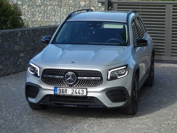 220d*AMG*140KW*7MÍST*ZÁVĚS*TOP