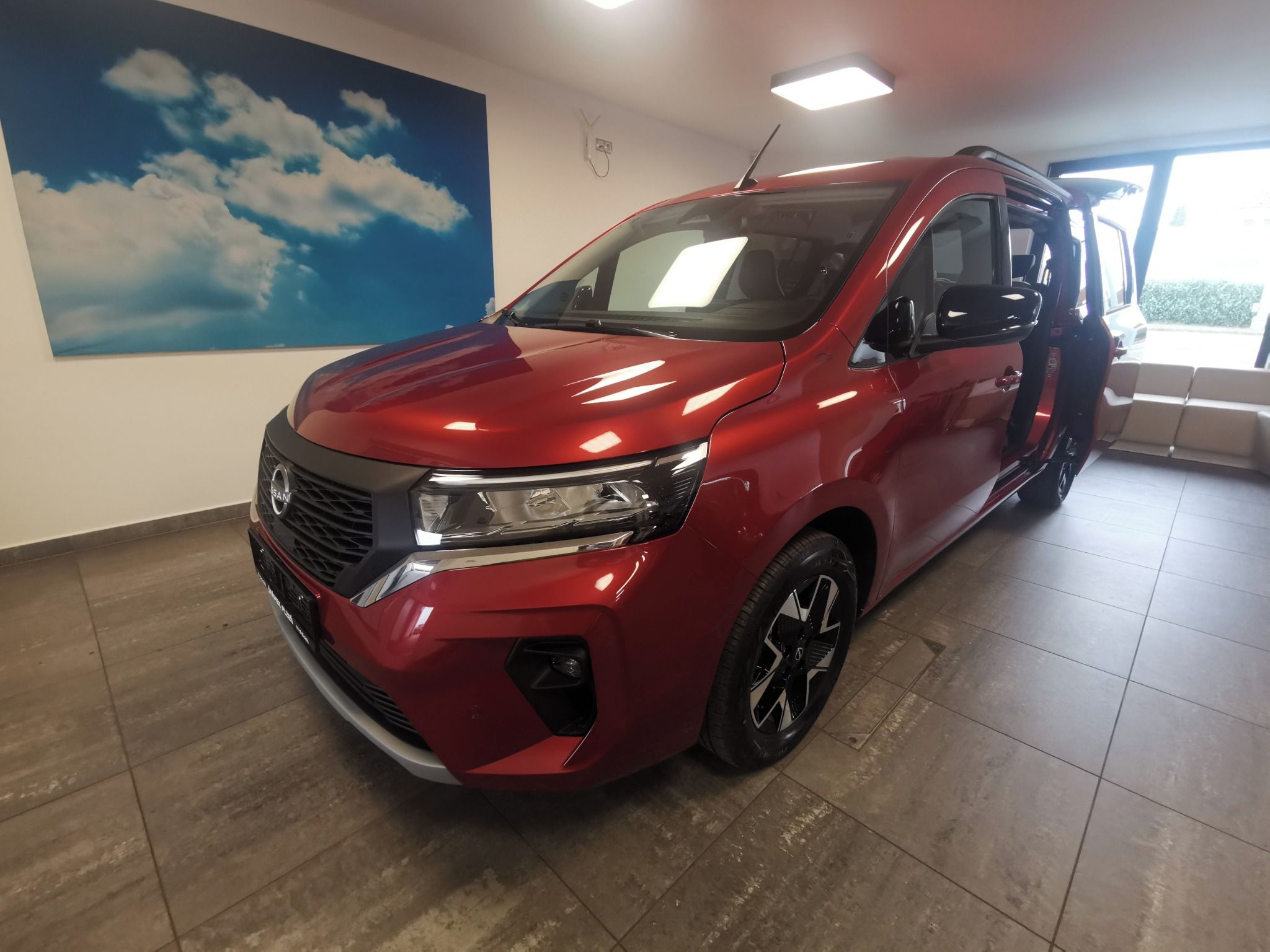 Nissan Townstar, Evalia 7 míst Automat L2 - fotka 3