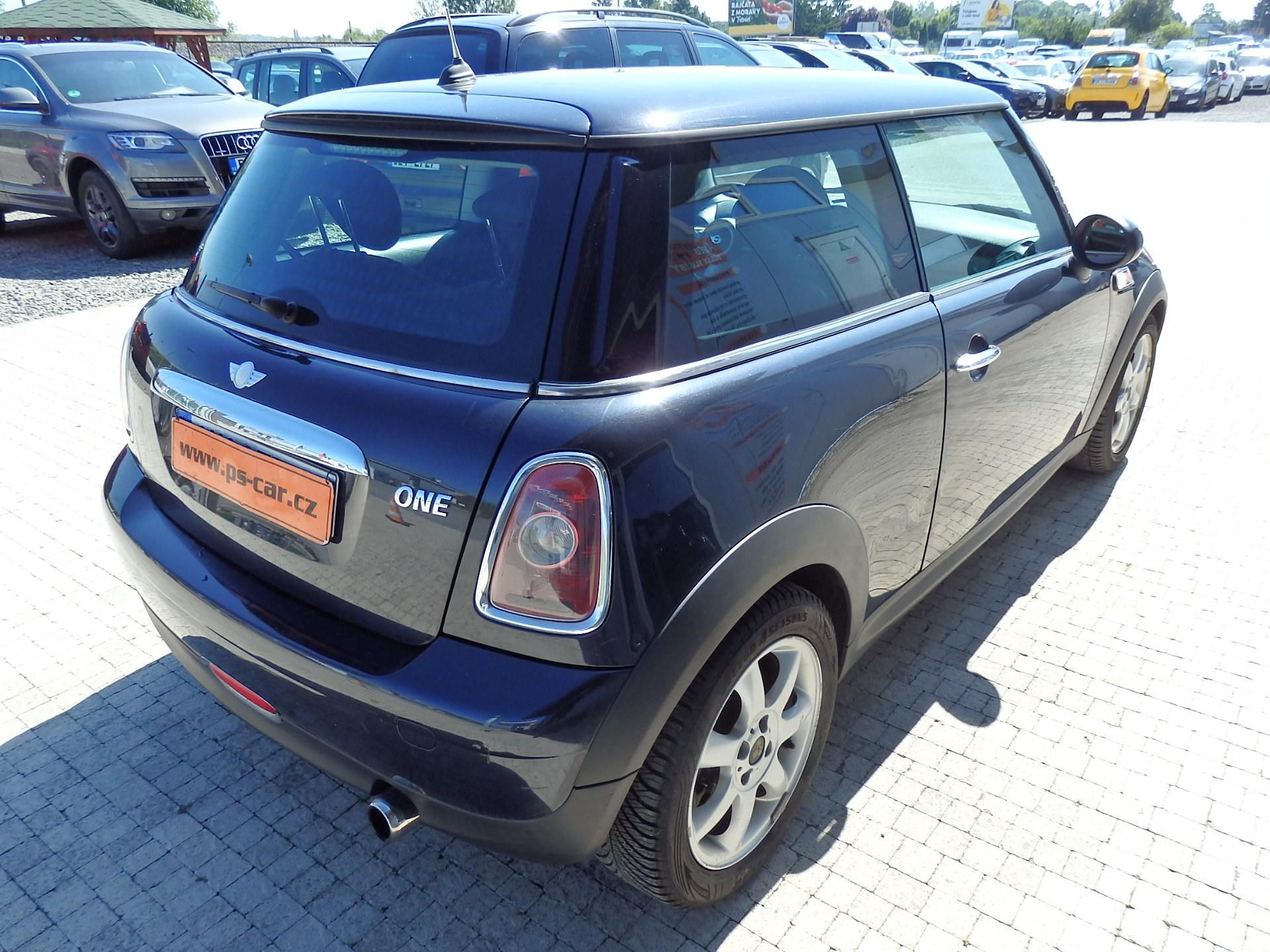 Mini One, 1.4i ASR, KLIMATIZACE - fotka 4