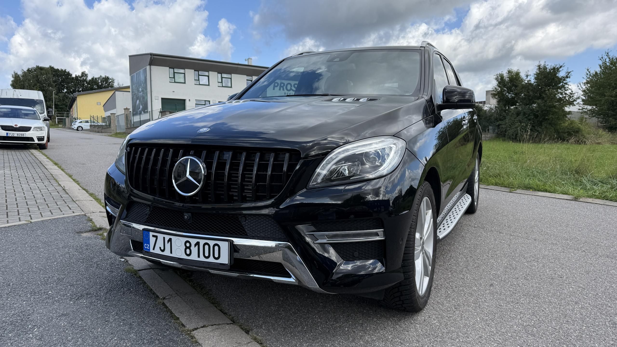 Mercedes-Benz Třídy M, 350 CDI AMG PAKET - fotka 2