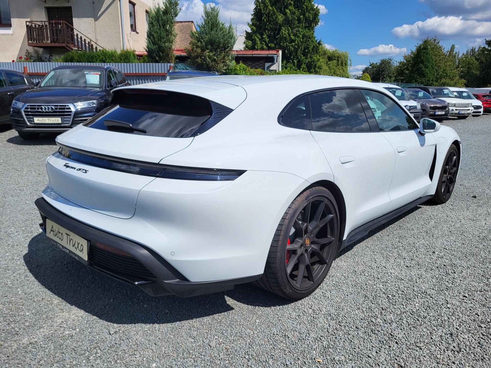 Porsche Taycan, GTS 440kW 4S Electric - NOVÉ - fotka 4