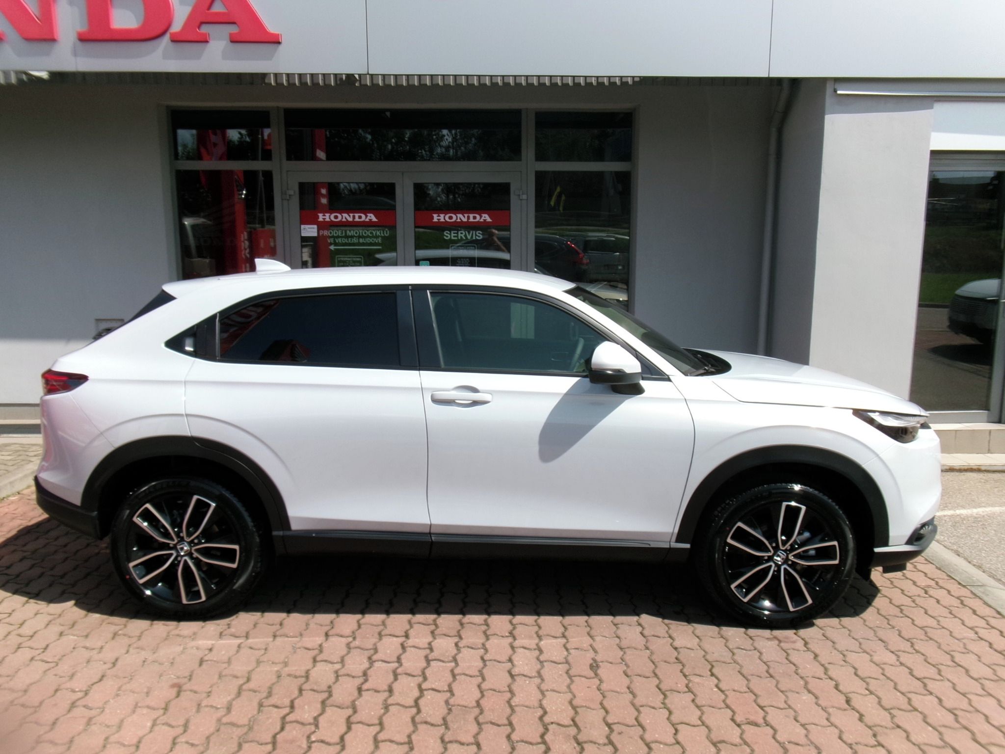 Honda HR-V, 1.5e:HEV ELEGANCE 2026 - fotka 5