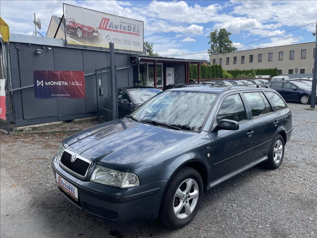 Škoda Octavia, 1,6 MPi  LPG,Klimatizace,Tažné - fotka 2