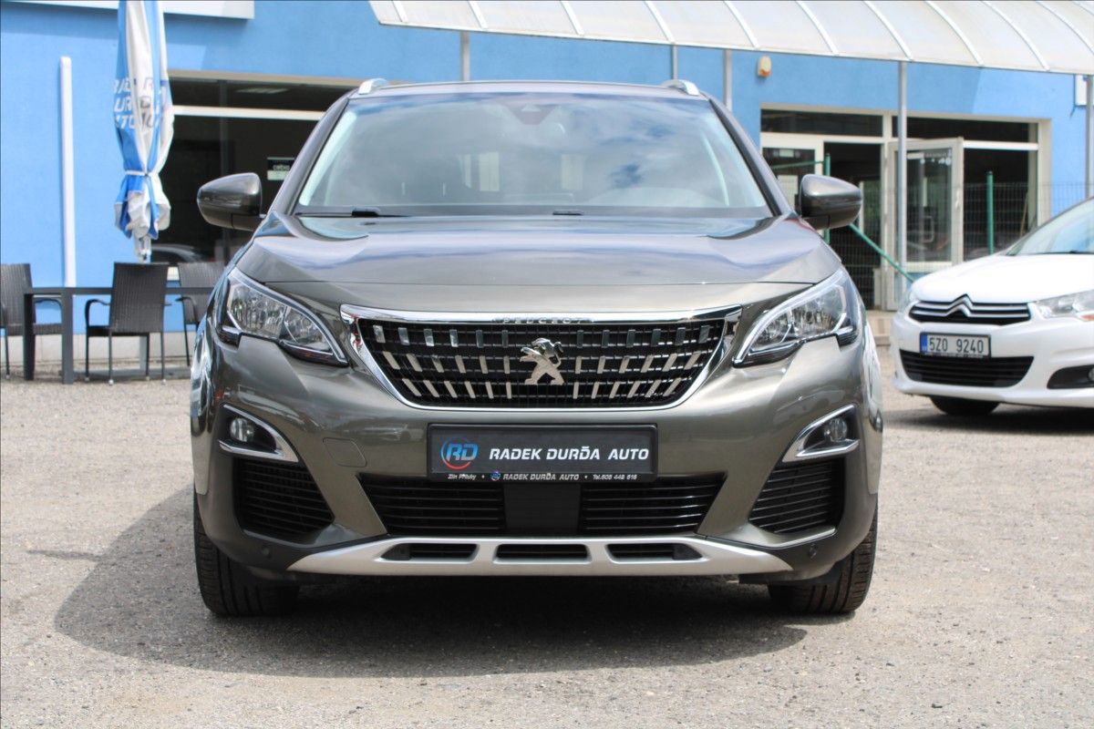 Peugeot 3008, 1,2 PureTech  1.MAJ,ČR,ALLURE - fotka 2