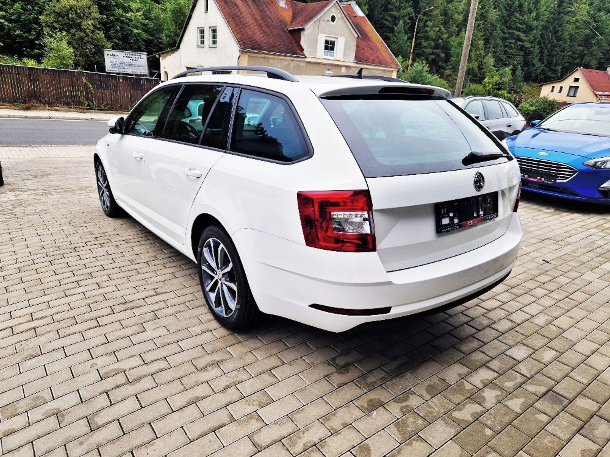 Škoda Octavia, 2.0 TDi Soleil (110 kW), DSG - fotka 3