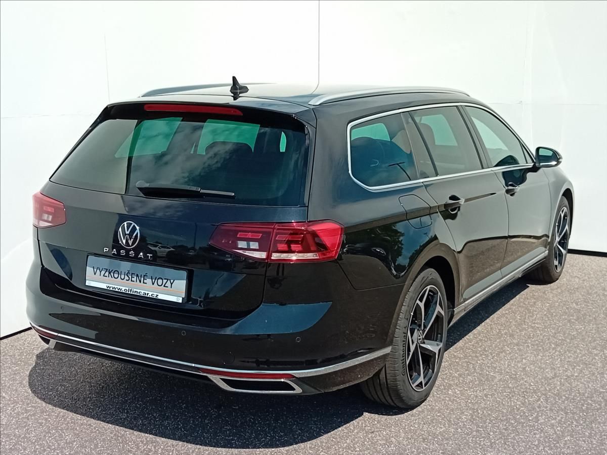 Volkswagen Passat Variant, 2,0 TDi 110kW 7DSG ELEGANCE  B - fotka 2