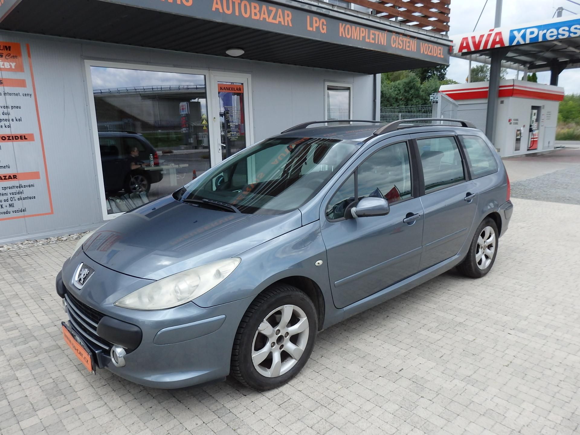 Peugeot 307, 1.6 HDI 6x AIRBAG - fotka 2