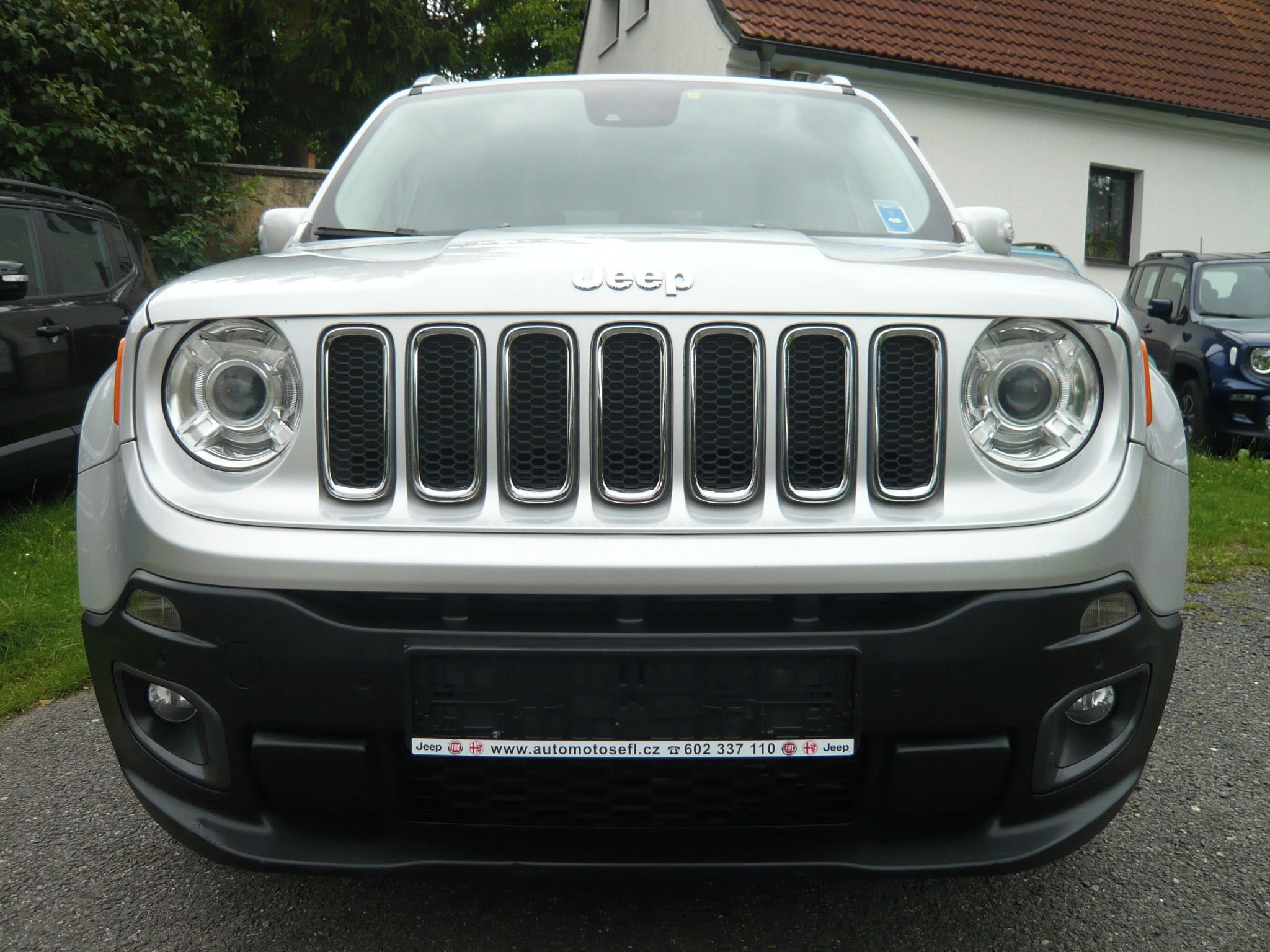 Jeep Renegade, 2.0 M-Jet Limited 4WD - fotka 4