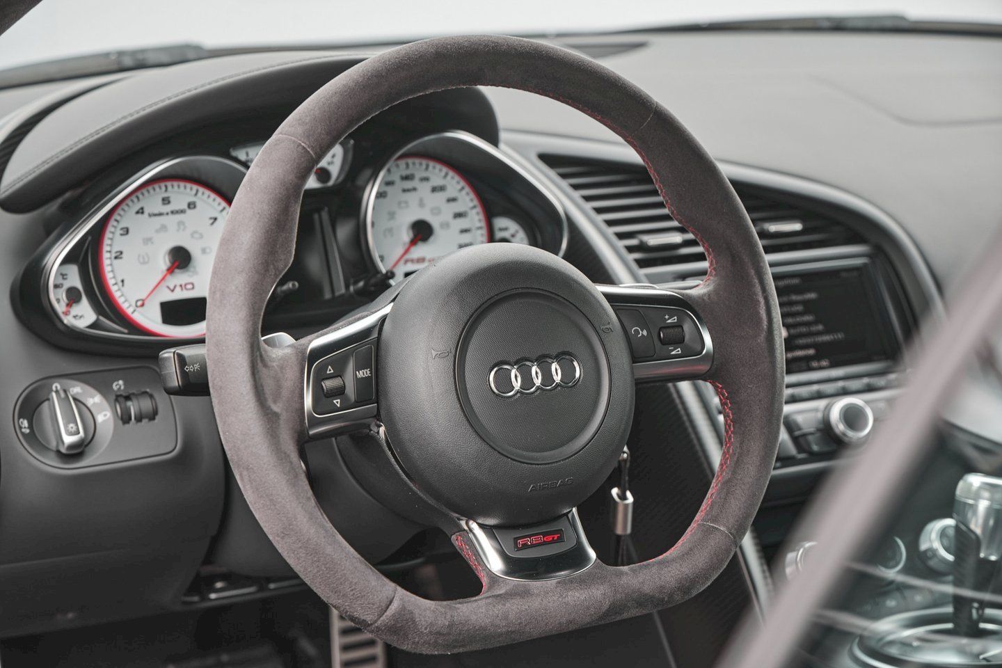 Audi R8, GT 5.2 FSI quattro - 326 of 33 - fotka 5