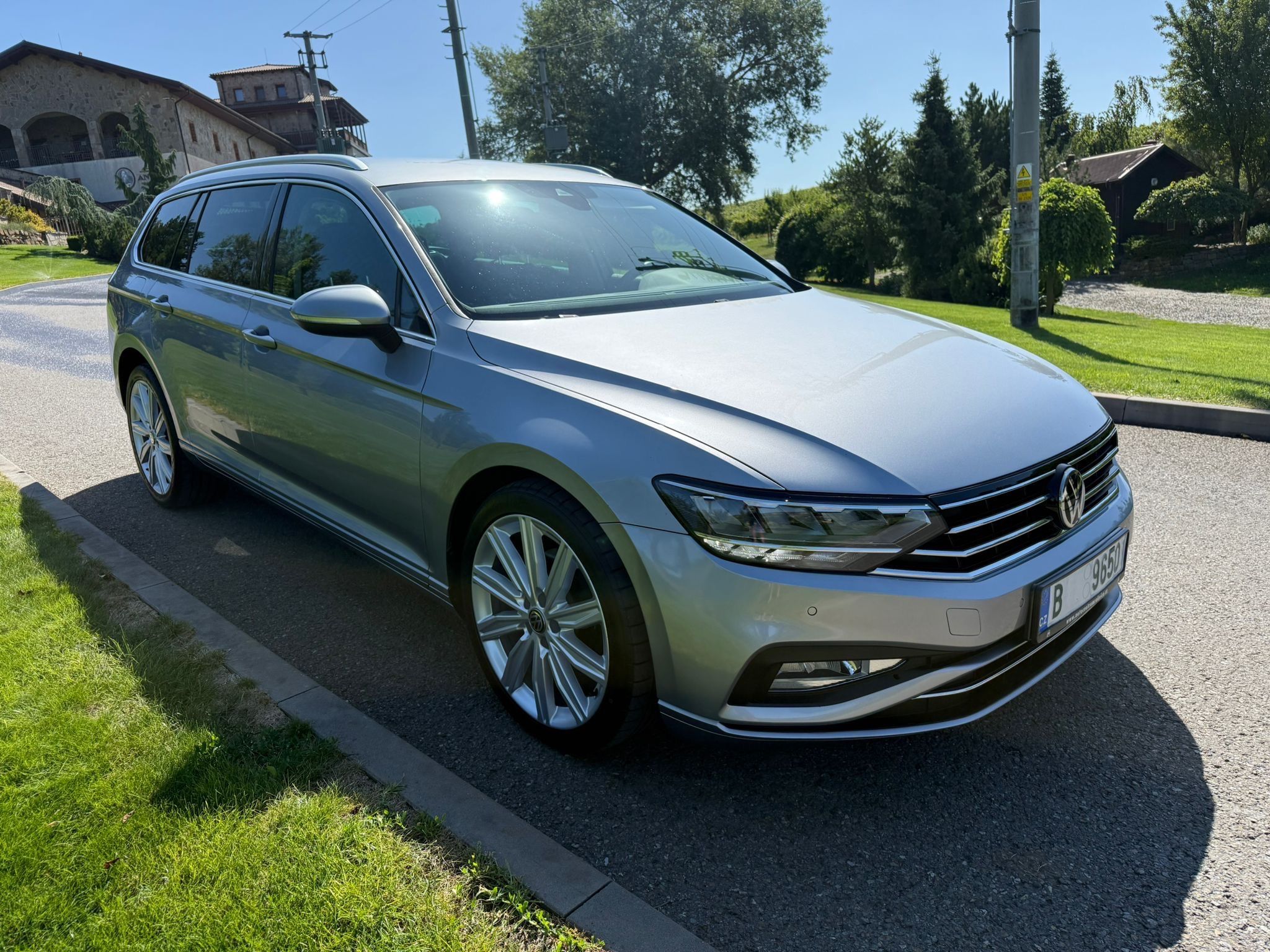 Volkswagen Passat, 2.0TDI DSG NAV 110KW DPH - fotka 2