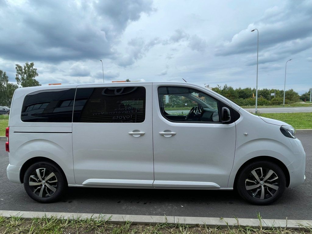 Toyota Proace Verso, 2.0D 144HP L1 M/T Family 8S - fotka 6