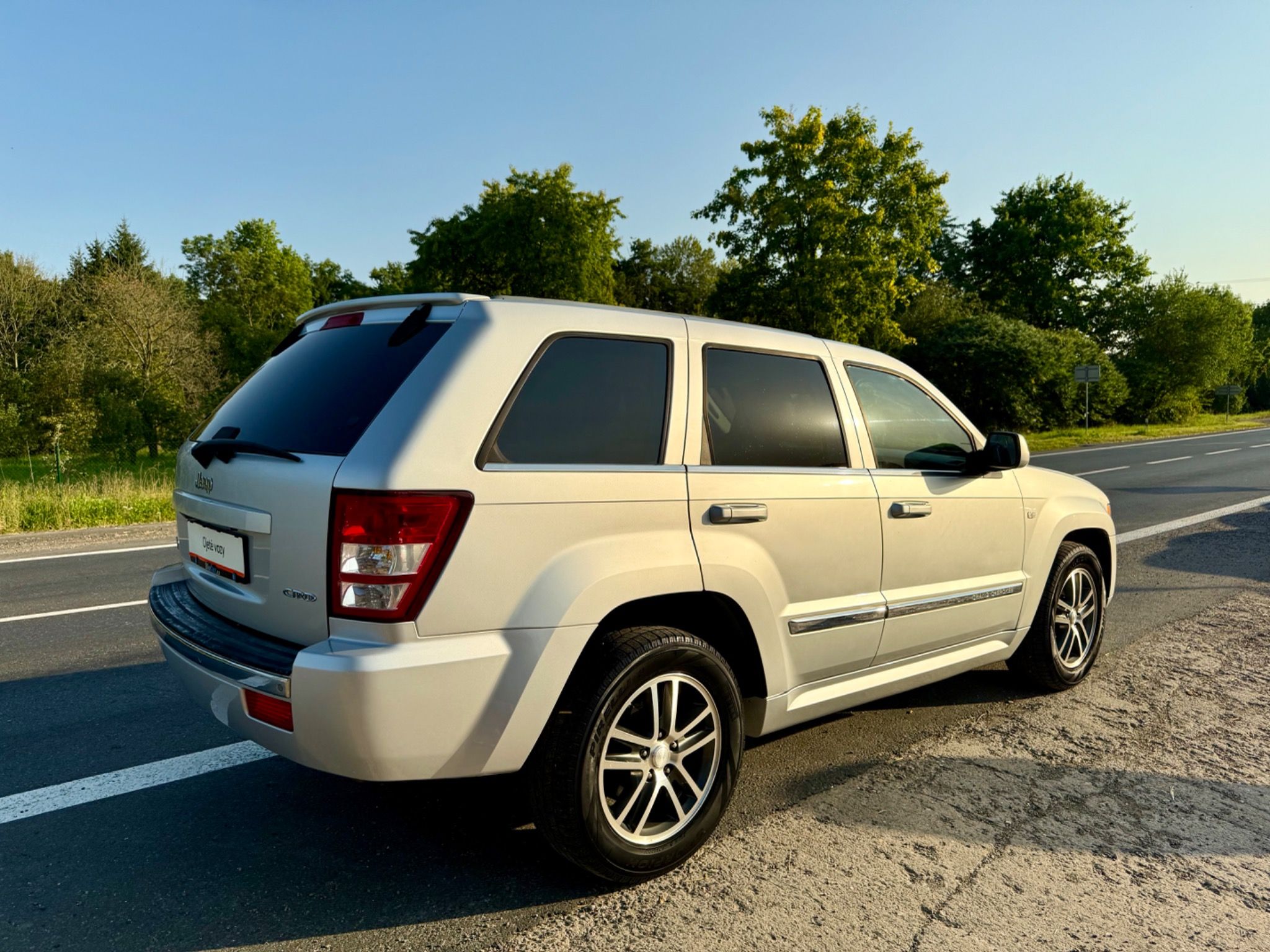 Jeep Grand Cherokee, 3.0CRD Sport Kůže Navi Kamera - fotka 4