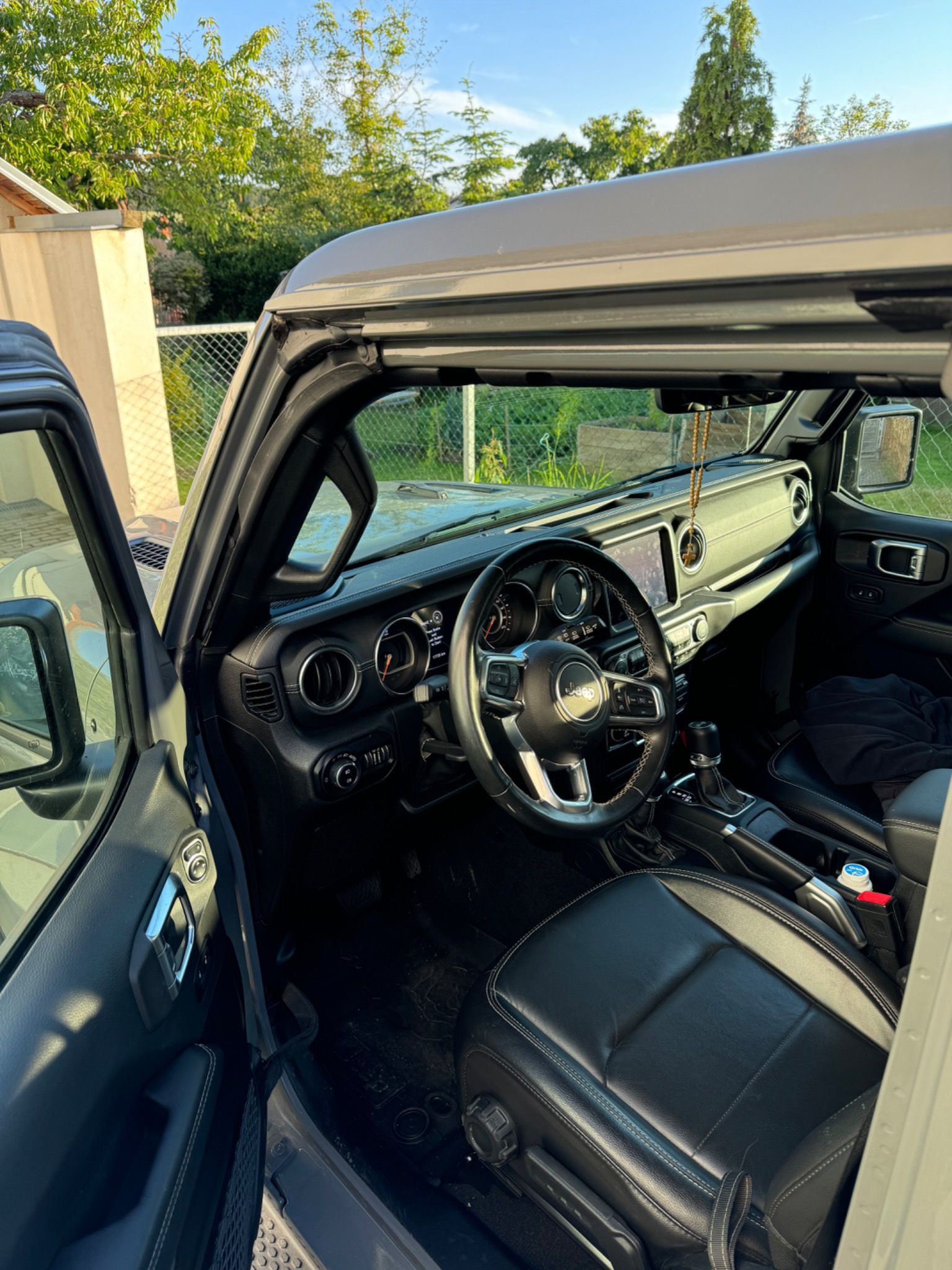 Jeep Wrangler, 2,0T SAHARA - fotka 3
