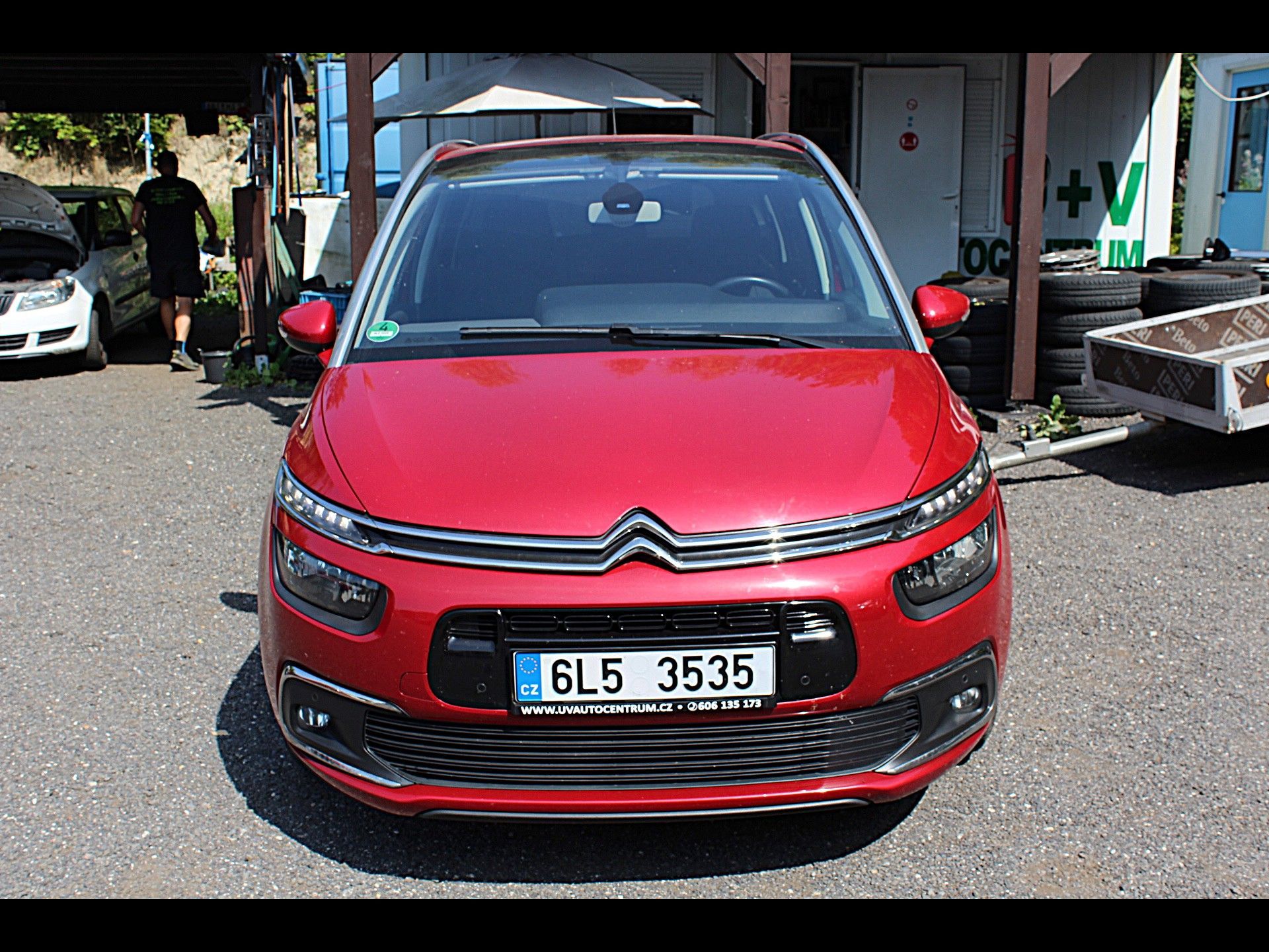 Citroën Grand C4 SpaceTourer, 1.5 96 kW serv.knížka - fotka 2