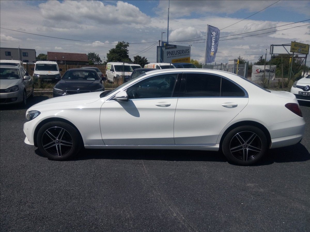 Mercedes-Benz Třídy C, 220d 4MATIC, AVANTGARDE,ČR, SE - fotka 3