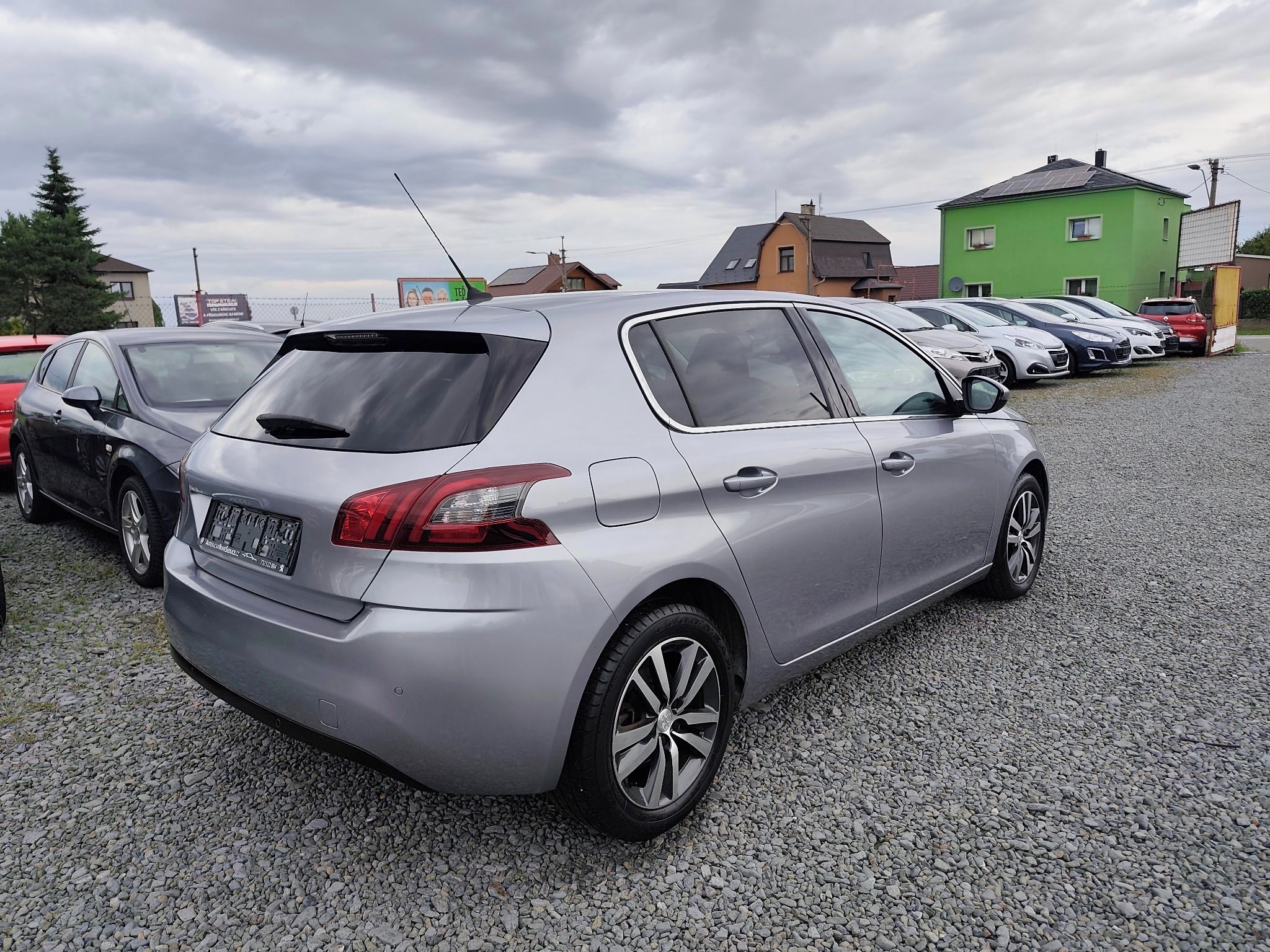 Peugeot 308, 1.2 PT 96 Kw, AT, Navi - fotka 6