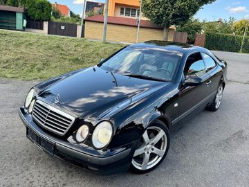 430 V8 COUPE 205kW Elegance