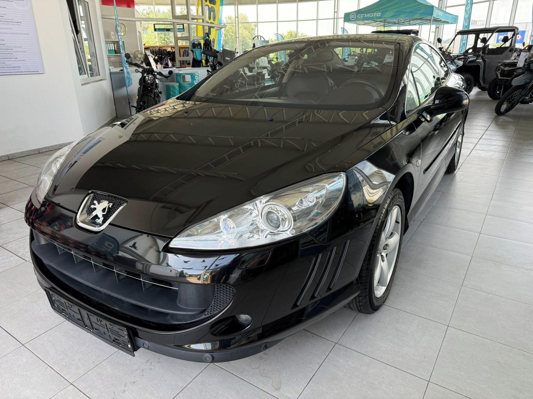 Peugeot 407, Coupe Exclusive 2.0 120 kW 1.m - fotka 3