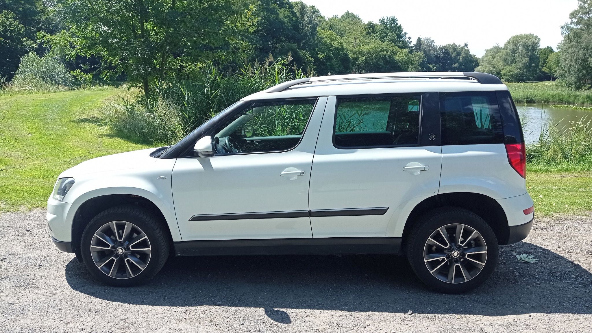 Škoda Yeti, 2,0 TDi 81KW Manuál - fotka 2