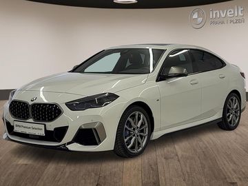 M235i xDrive