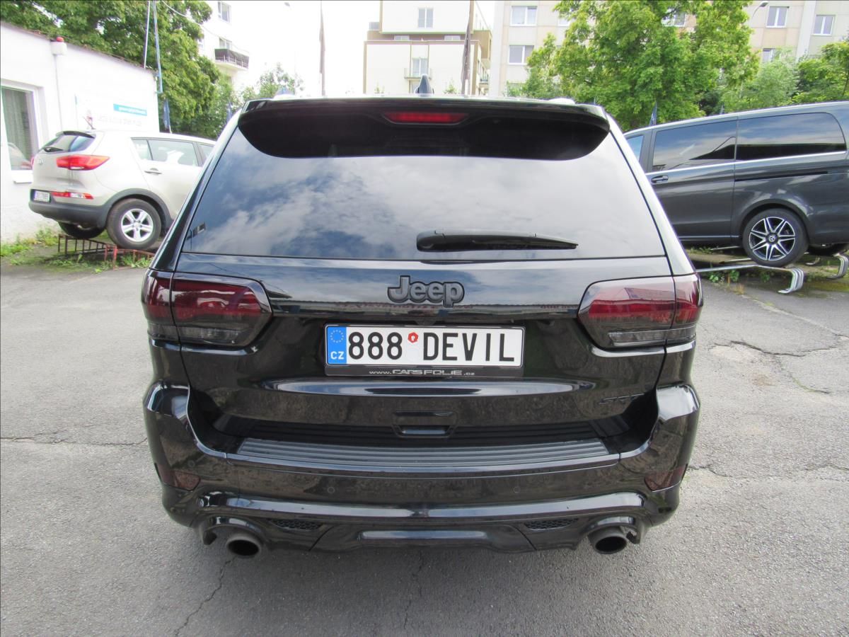 Jeep Grand Cherokee, 6,4 HEMI V8 SRT 344kW 4x4 - fotka 5