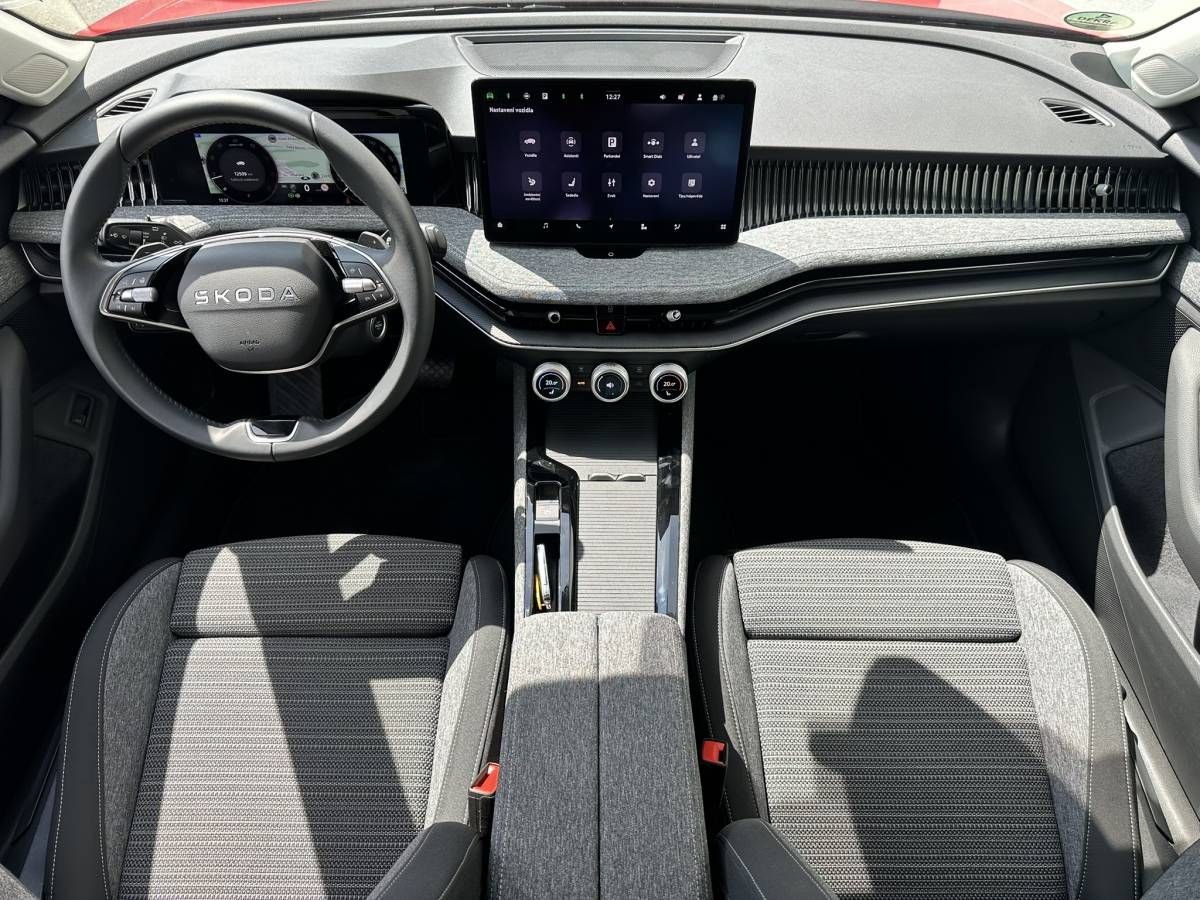 Škoda Superb, Combi Selection 2,0TDI 110kW D - fotka 5