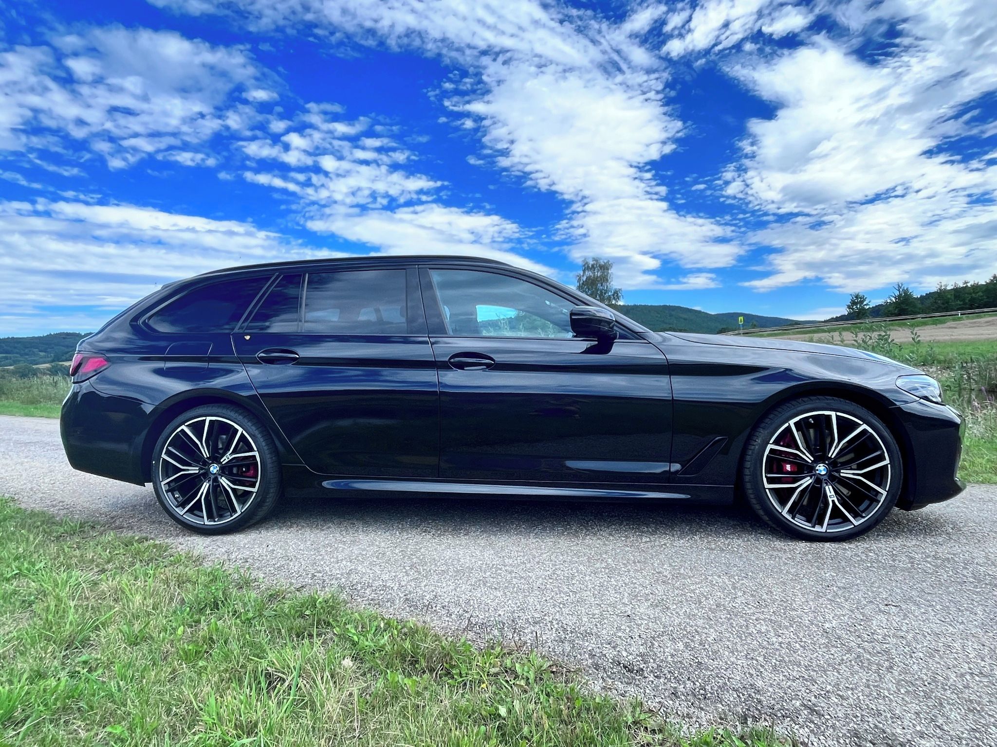BMW Řada 5, 530D xDrive M Sport 1majitel - fotka 5