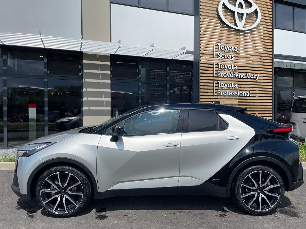 Toyota C-HR, 2.0 Hybrid 4x4 GR Sport Premie - fotka 5