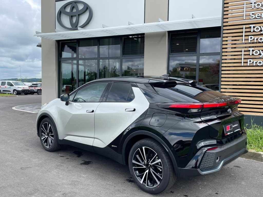 Toyota C-HR, 2.0 Hybrid 4x4 Executive Prem - fotka 6