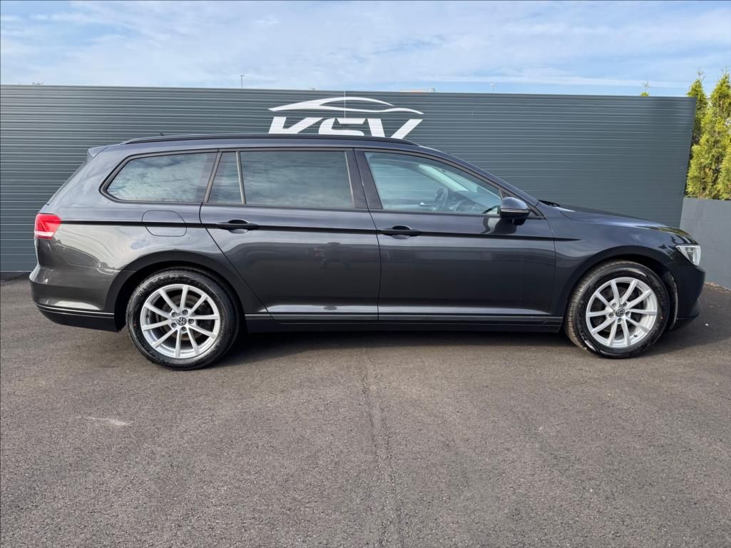 Volkswagen Passat, 2,0 - fotka 6
